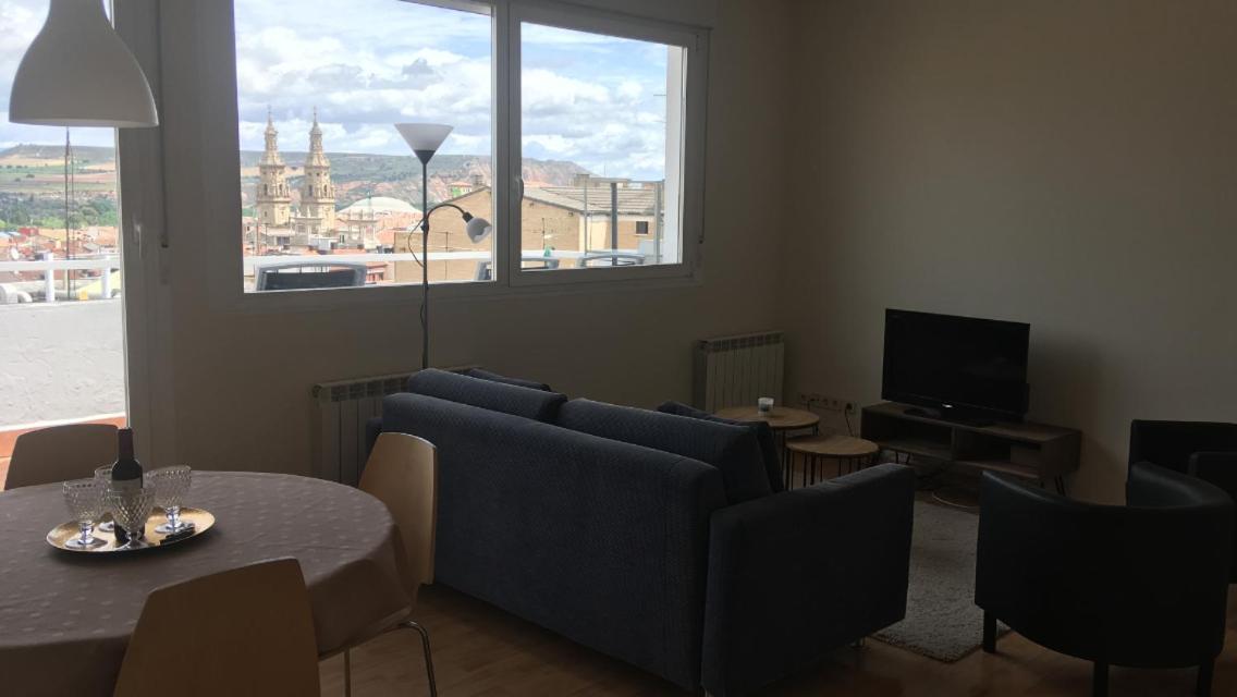 Atico Logrono Centro Con Garaje 2 Apartman Kültér fotó